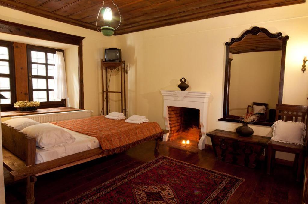 Vergoula'S Mansion Kastoria Pokoj fotografie